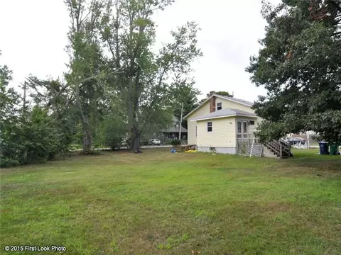3 Errol St, Warwick, RI 02888 photo 10