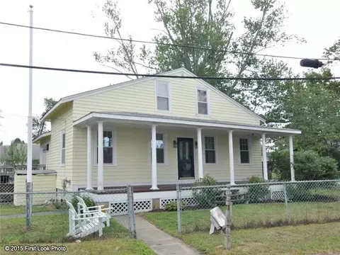 3 Errol St, Warwick, RI 02888 photo 1