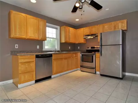 3 Errol St, Warwick, RI 02888 photo 5