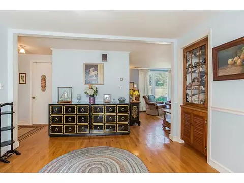 170 Lancaster Ave, Warwick, RI 02886 photo 3