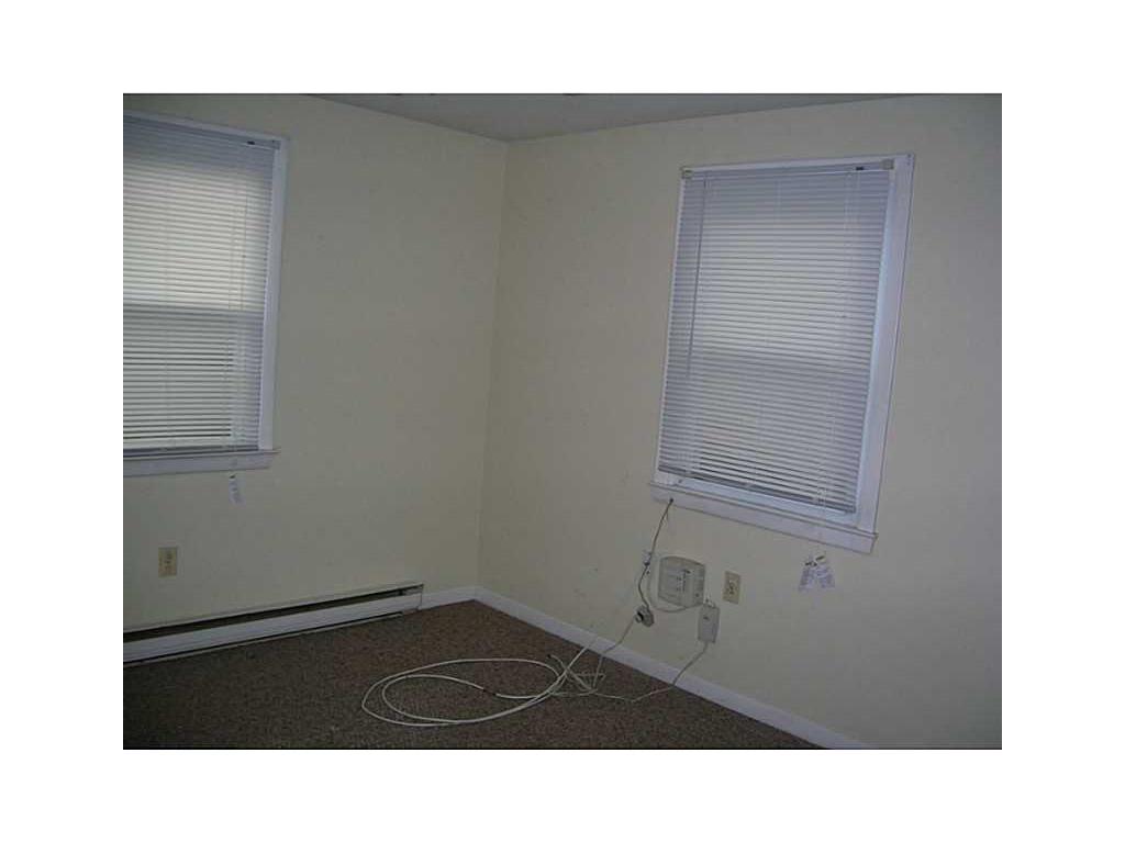 34 Studley Ave, Warwick, RI 02889 photo 10