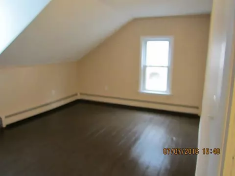 427 Orms St, Providence, RI 02908 photo 11