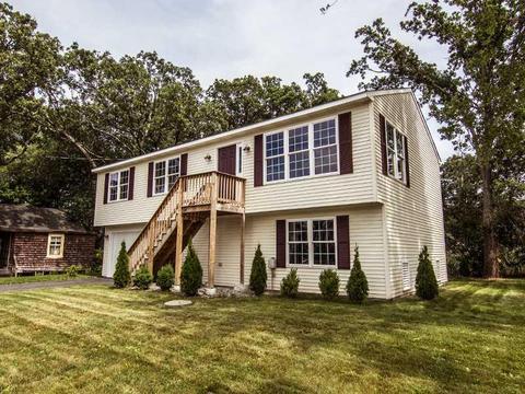 48 Harris Ave, Warwick, RI 02889 photo 2