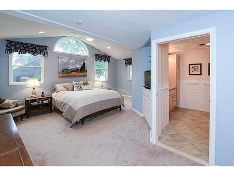280 Algonquin Dr, Warwick, RI 02888 photo 11