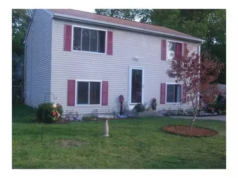 6 Waldron Ave, Warwick, RI 02888 photo 1
