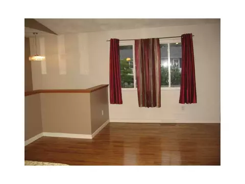 6 Waldron Ave, Warwick, RI 02888 photo 11