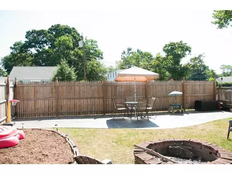 35 Apollo St, Warwick, RI 02888 photo 22
