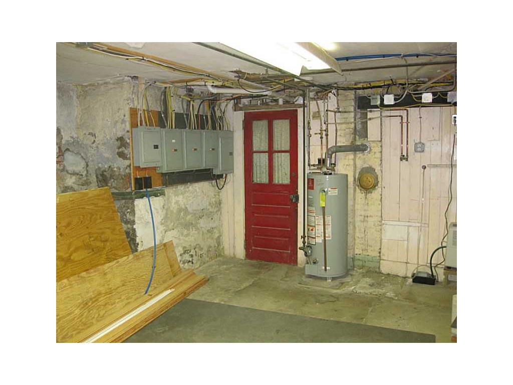 2 Hall St, Fall River, MA 02724 photo 24