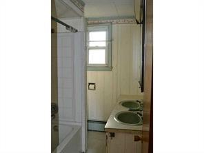 17 Stanley Ave, Woonsocket, RI 02895 photo 4