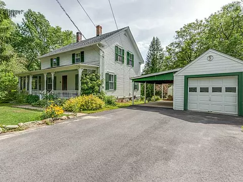 330 Eagle Peak Rd, Pascoag, RI 02859 photo 1