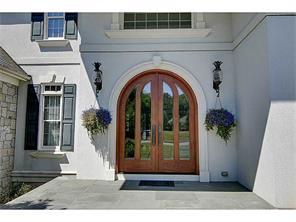 107 Crest Dr, Cranston, RI 02921 photo 2