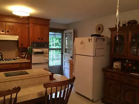 540 Lydia Ave, Woonsocket, RI 02895 photo 6