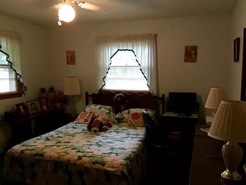 540 Lydia Ave, Woonsocket, RI 02895 photo 8