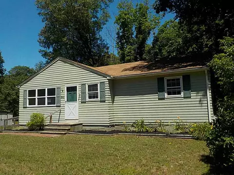 843 3rd Ave, Woonsocket, RI 02895 photo 14