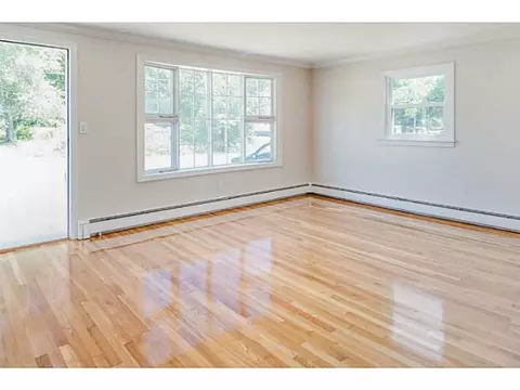 98 Poplar St, Woonsocket, RI 02895 photo 10