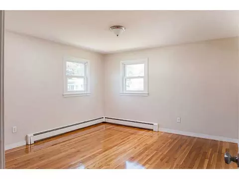 98 Poplar St, Woonsocket, RI 02895 photo 14