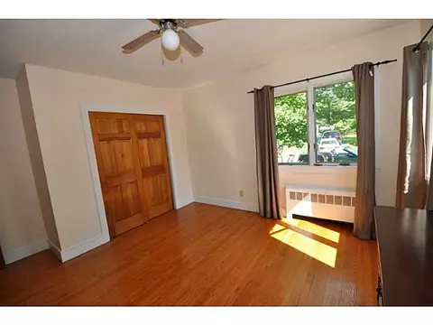 9 Gladding St, Bristol, RI 02809 photo 14