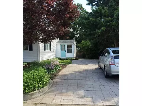 9 Gladding St, Bristol, RI 02809 photo 15