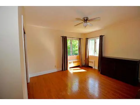 9 Gladding St, Bristol, RI 02809 photo 13