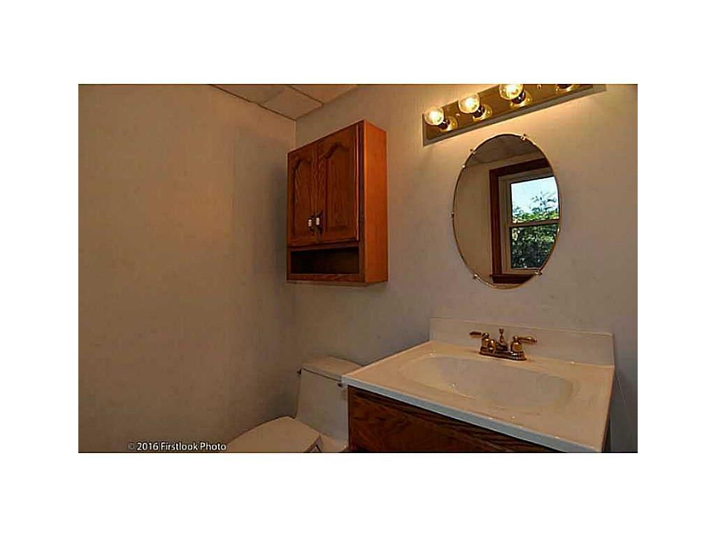 605 Central St, Mapleville, RI 02839 photo 11