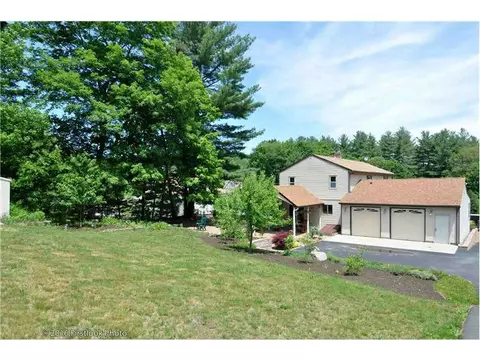 605 Central St, Mapleville, RI 02839 photo 25