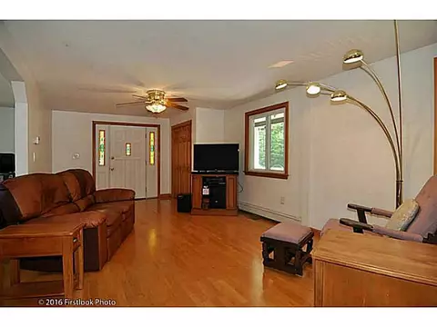 605 Central St, Mapleville, RI 02839 photo 7