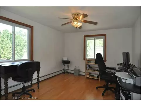 605 Central St, Mapleville, RI 02839 photo 9