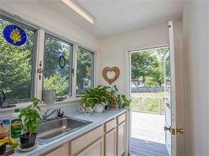 22 William Dr, Middletown, RI 02842 photo 12