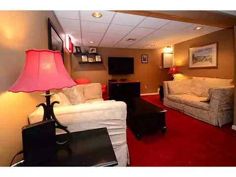 31 Harvard Ave, Warwick, RI 02889 photo 17