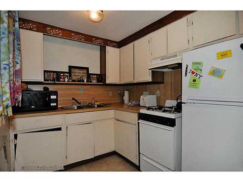 10 Central St, Warren, RI 02885 photo 7