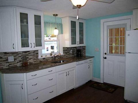 54 Crest Ave, Warwick, RI 02886 photo 3