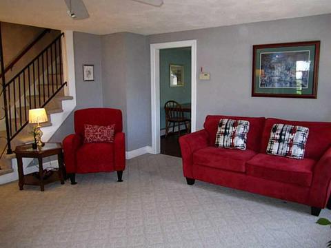 54 Crest Ave, Warwick, RI 02886 photo 9