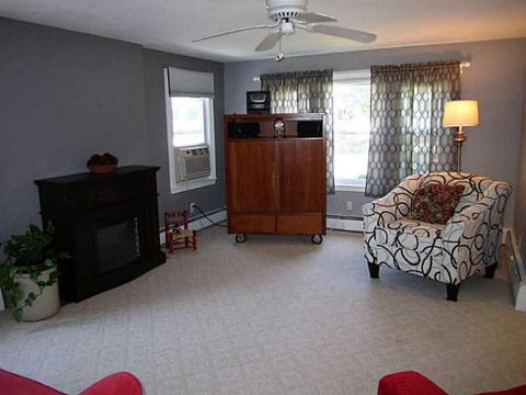 54 Crest Ave, Warwick, RI 02886 photo 10