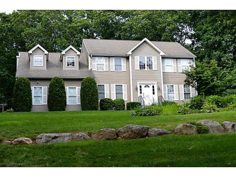 17 Danielle Ave, Westerly, RI 02891 photo 1