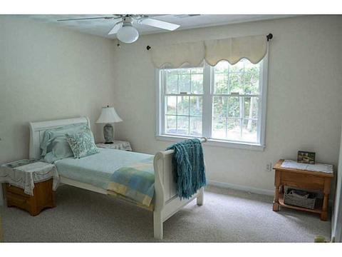17 Danielle Ave, Westerly, RI 02891 photo 19