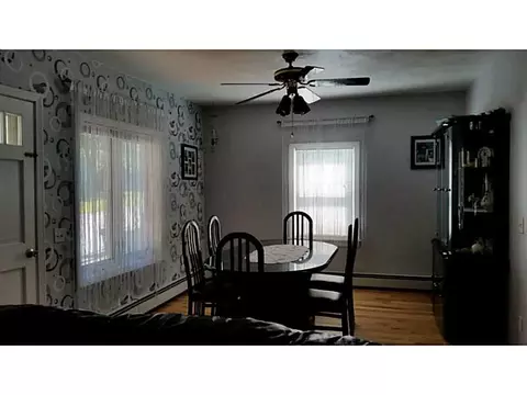 21 Kulas Rd, West Warwick, RI 02893 photo 9