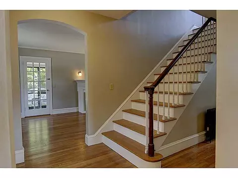 99 Vaughn Ave, Warwick, RI 02886 photo 3