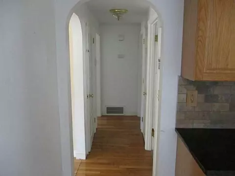19 Haverford Rd, Warwick, RI 02886 photo 4