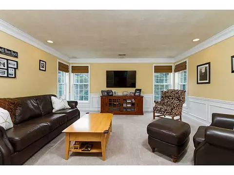 282 Castle Rocks Rd, Warwick, RI 02886 photo 11