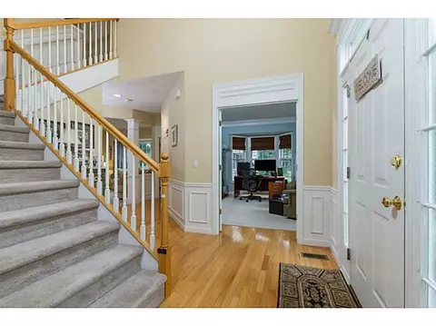 282 Castle Rocks Rd, Warwick, RI 02886 photo 2