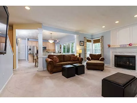 282 Castle Rocks Rd, Warwick, RI 02886 photo 4
