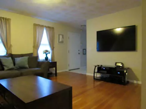 384 Atlantic Ave, Warwick, RI 02888 photo 6