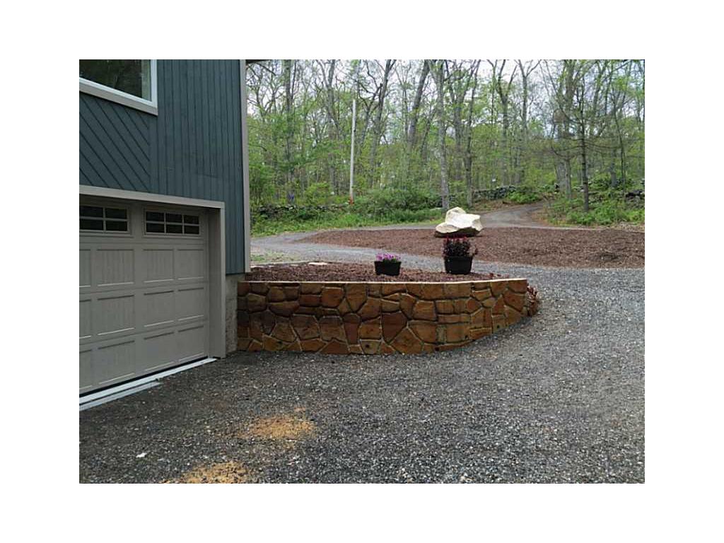 67 Mill Pond Rd, Exeter, RI 02822 photo 3