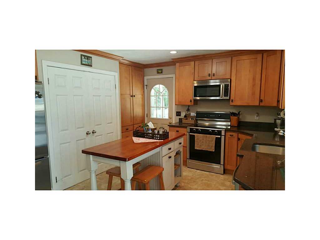 7 Ranger St, Westerly, RI 02891 photo 8