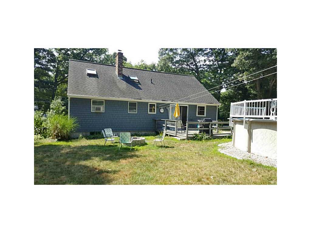 7 Ranger St, Westerly, RI 02891 photo 3