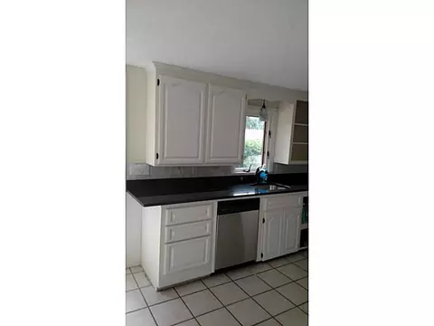 40 Walker Rd, Warwick, RI 02889 photo 6