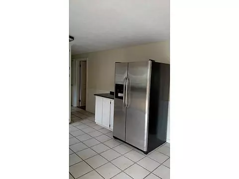 40 Walker Rd, Warwick, RI 02889 photo 8