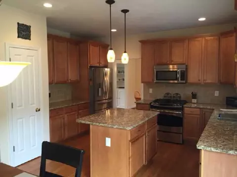 32 Patrick Way, Warwick, RI 02886 photo 10