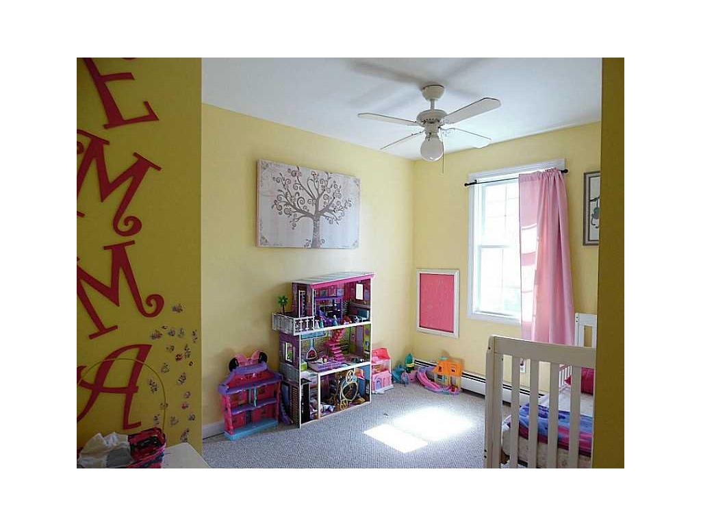 59 New St, Woonsocket, RI 02895 photo 10