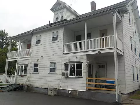 166 Vose St, Woonsocket, RI 02895 photo 2